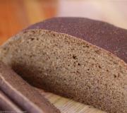 Resep: Roti Darnitsky - di mesin pembuat roti