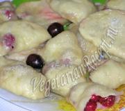 Dumplings met kersenrecept met foto's op kefir Hoe dumplings met kersen op kefir te koken