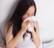 How and how to treat a runny nose during pregnancy, dos and don’ts